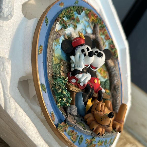 Bradford Exchange Limited Edition Disney Collectors Plate - Picture 2 of 4